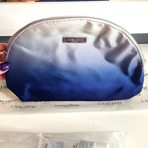 NWT Lancome Cosmetic bag with Makeup Remover, Clener, and Juicy Tubes Lip Gloss - Picture 2 of 6